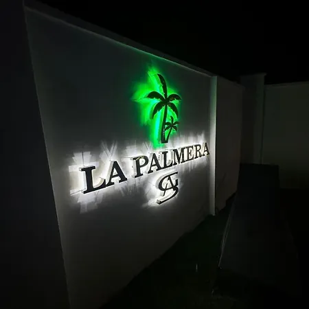 La Palmera Delux Piscina Privada 6 Pax Villa