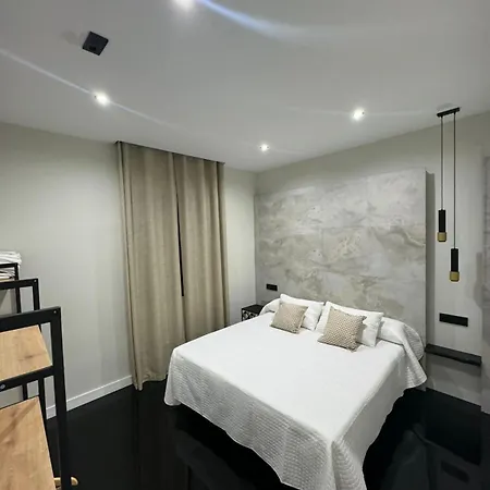 Villa La Palmera Delux Piscina Privada 6 Pax *